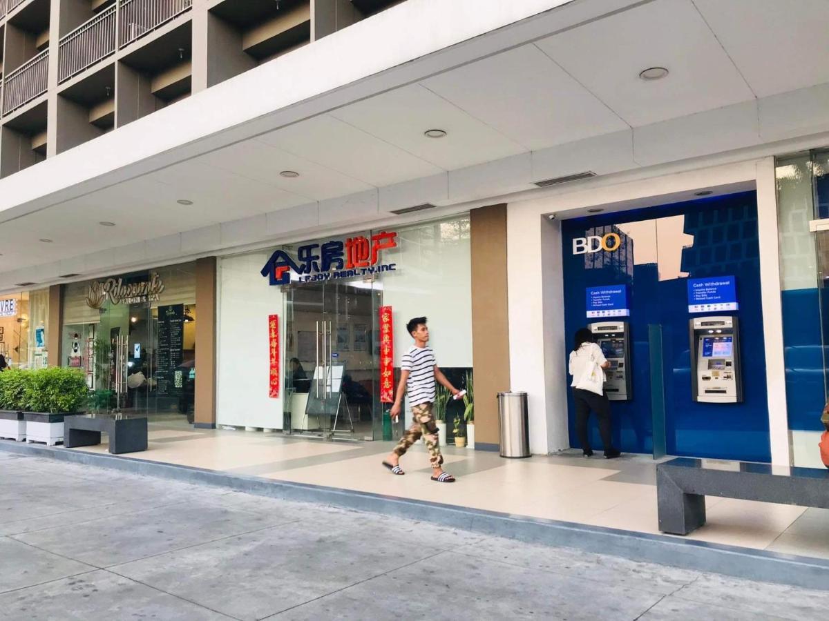 Shore One Condotel At Mall Of Asia, Philippines Pasay Bagian luar foto