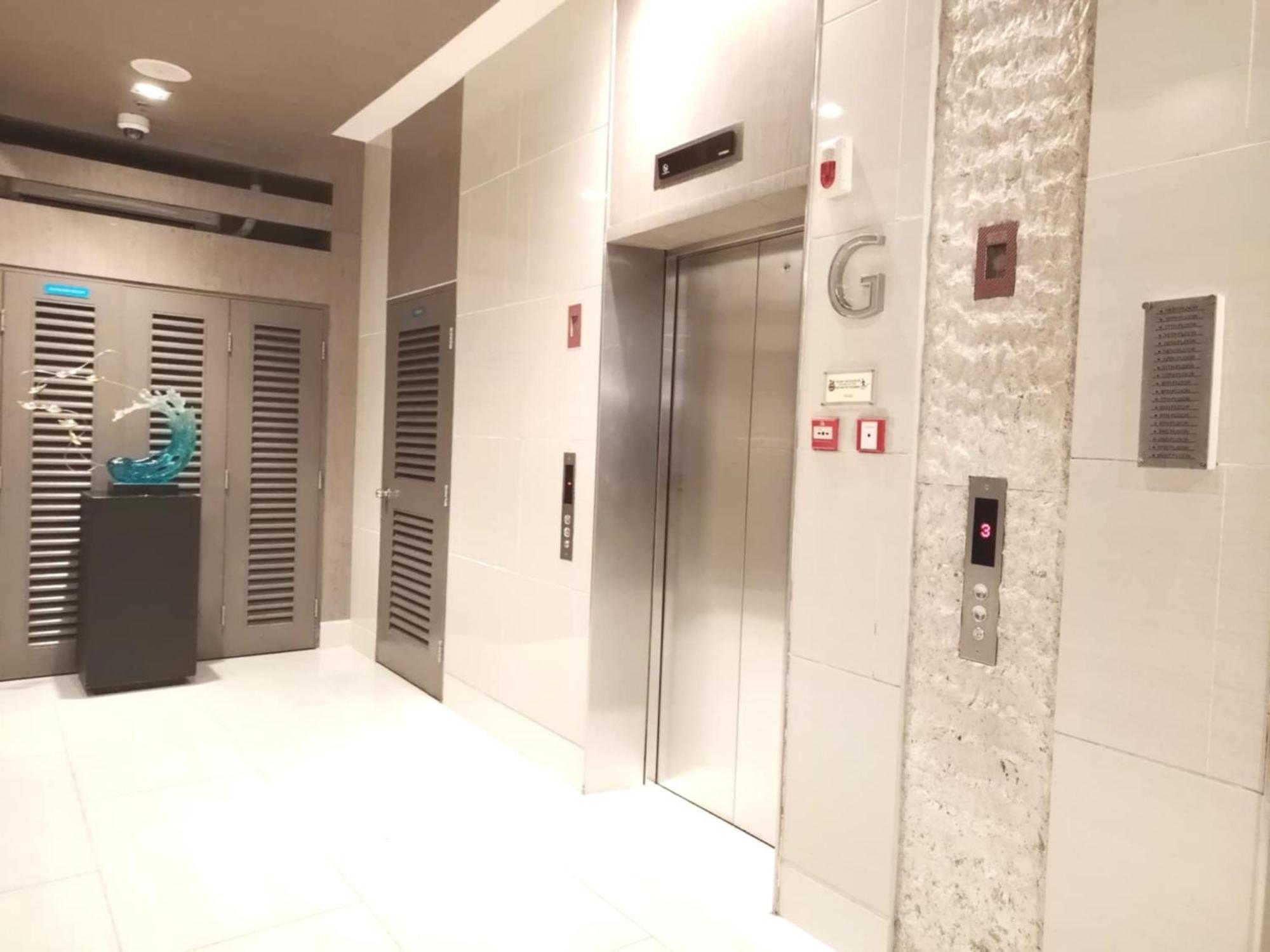 Shore One Condotel At Mall Of Asia, Philippines Pasay Bagian luar foto